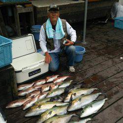 海上釣堀フィッシングレインボー 釣果