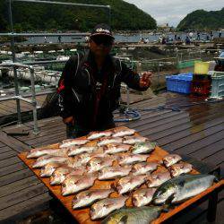 海上釣堀フィッシングレインボー 釣果