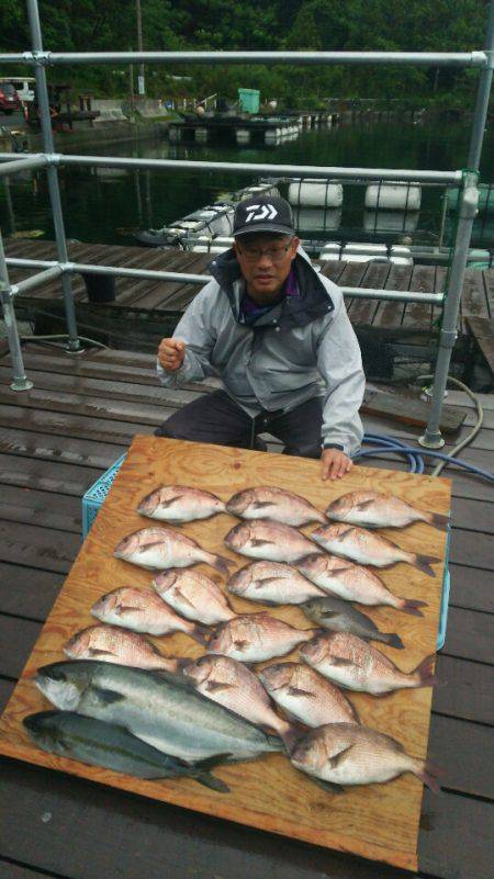 海上釣堀フィッシングレインボー 釣果