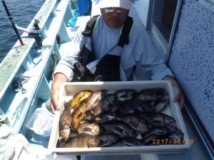 石川丸 釣果