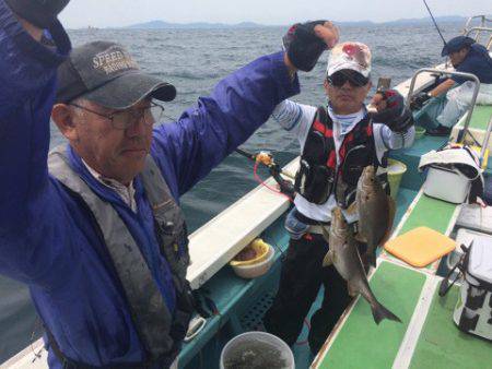 丸万釣船 釣果