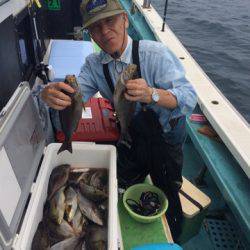 丸万釣船 釣果