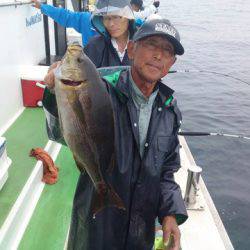 丸万釣船 釣果