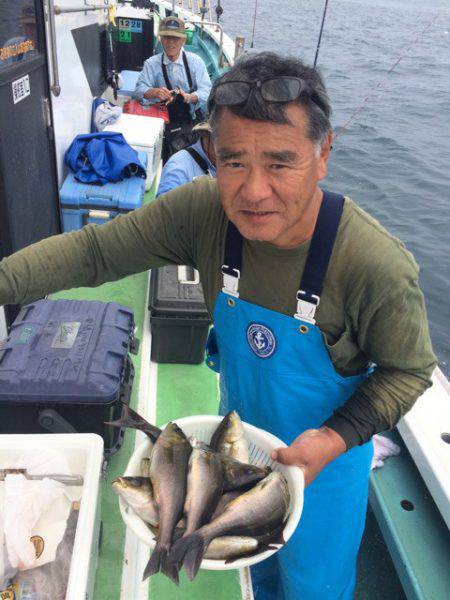 丸万釣船 釣果