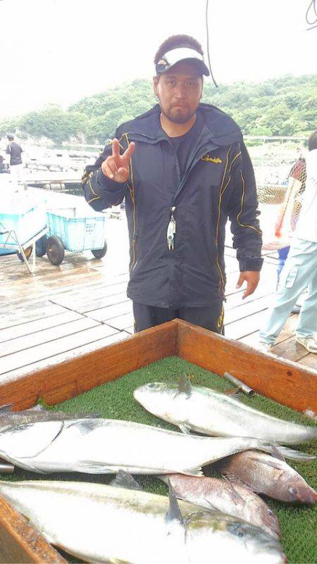 海の釣堀 海恵 釣果