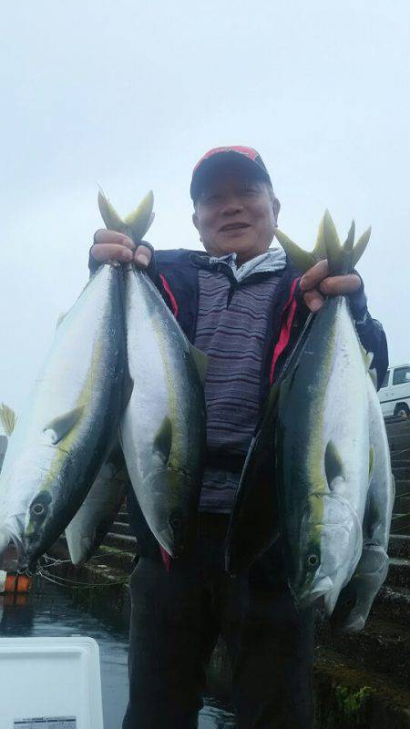 サンマリン 釣果