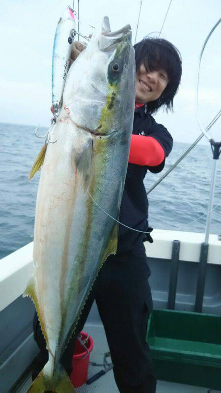 サンマリン 釣果