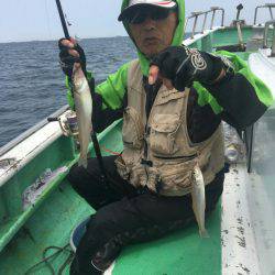 金沢八景鴨下丸 釣果