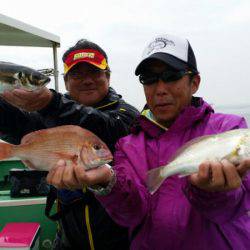 金沢八景鴨下丸 釣果