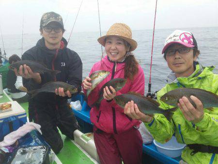 丸万釣船 釣果