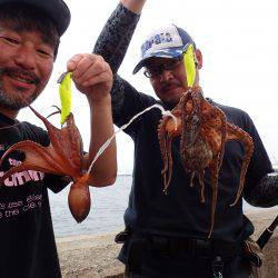 たまや渡船で沖堤防♪