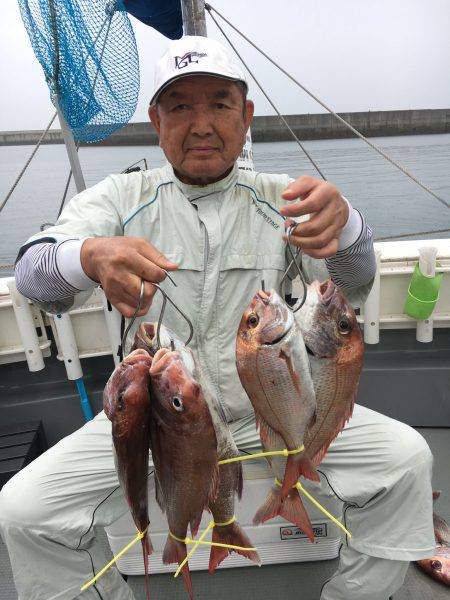 さんさん丸 釣果