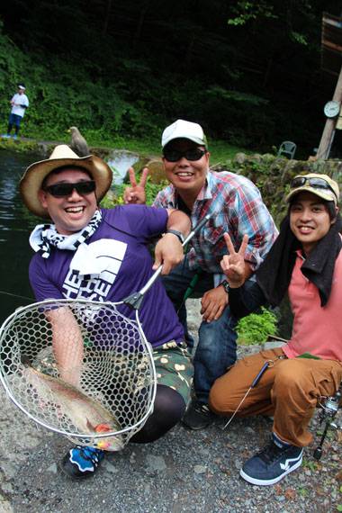 小菅トラウトガーデン 釣果