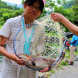 小菅トラウトガーデン 釣果