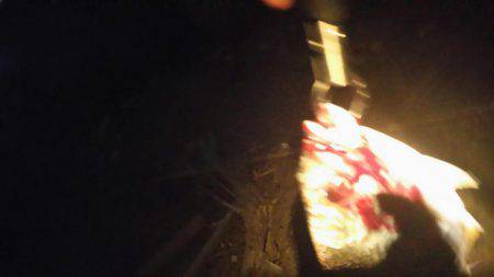 強風の中でリグ調査