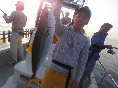 翔英丸 釣果