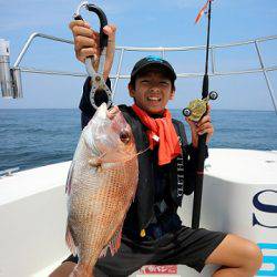 フルコンタクト 釣果