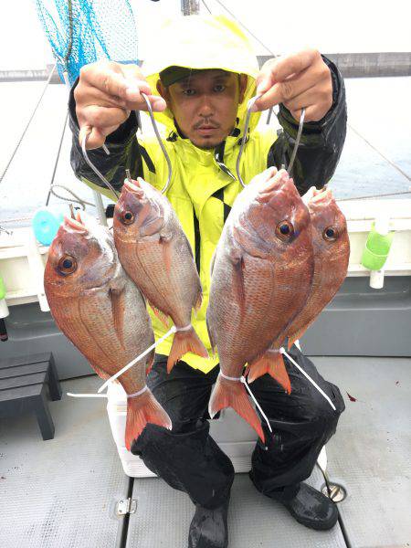 さんさん丸 釣果