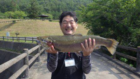 フィッシングレイクたかみや 釣果