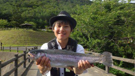 フィッシングレイクたかみや 釣果