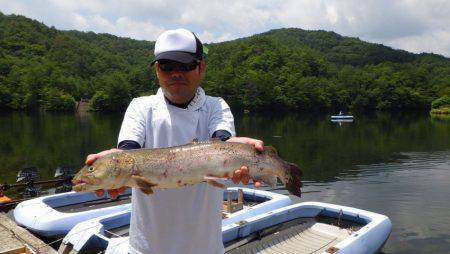 フィッシングレイクたかみや 釣果