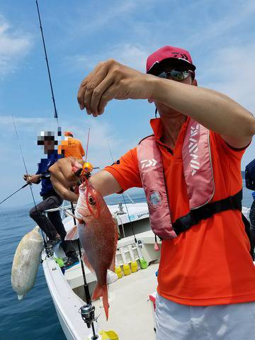 遊漁船 ニライカナイ 釣果