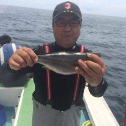 丸万釣船 釣果
