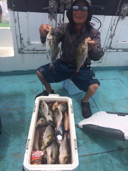 丸万釣船 釣果