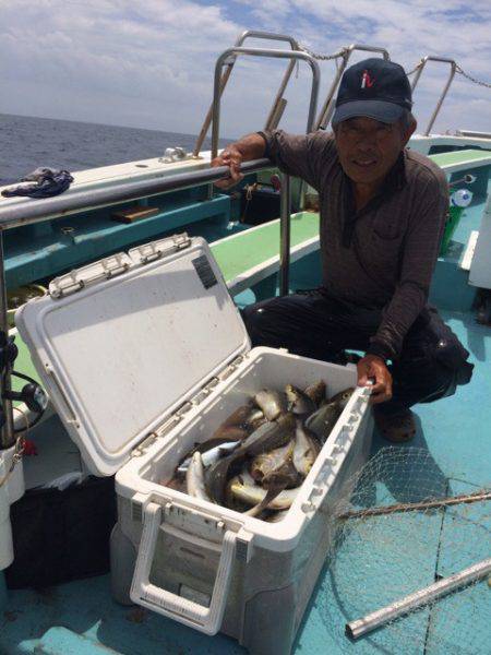 丸万釣船 釣果