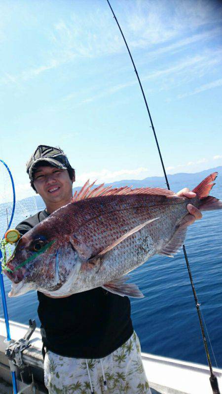 鷹王丸 釣果