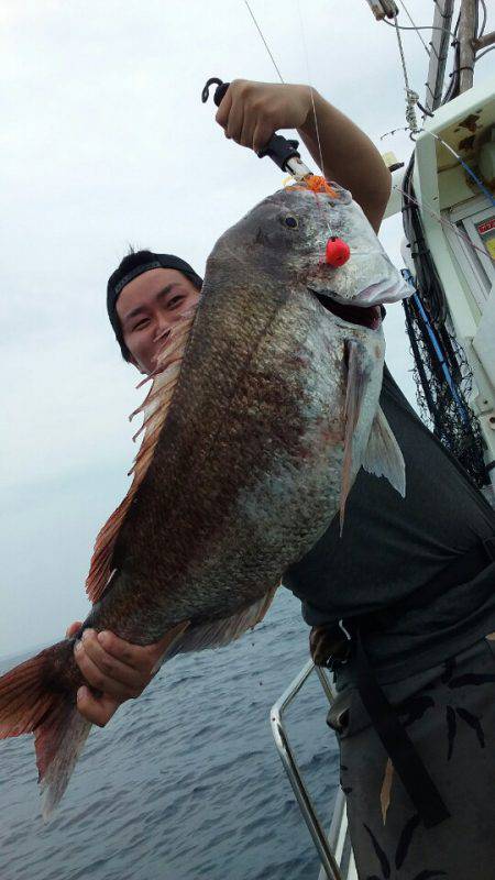 鷹王丸 釣果