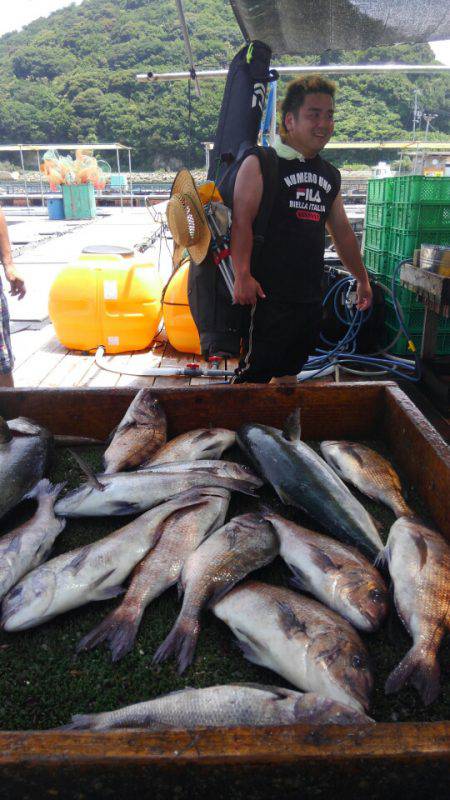 海の釣堀 海恵 釣果