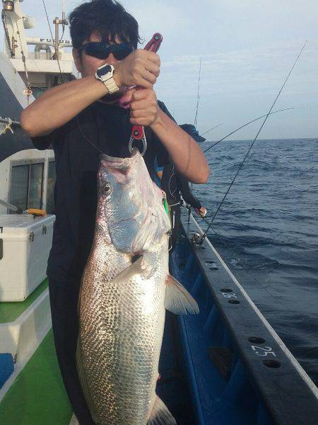 丸万釣船 釣果