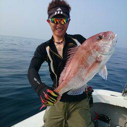 エンペラー 釣果