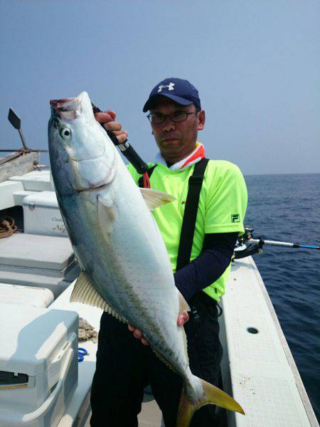 エンペラー 釣果