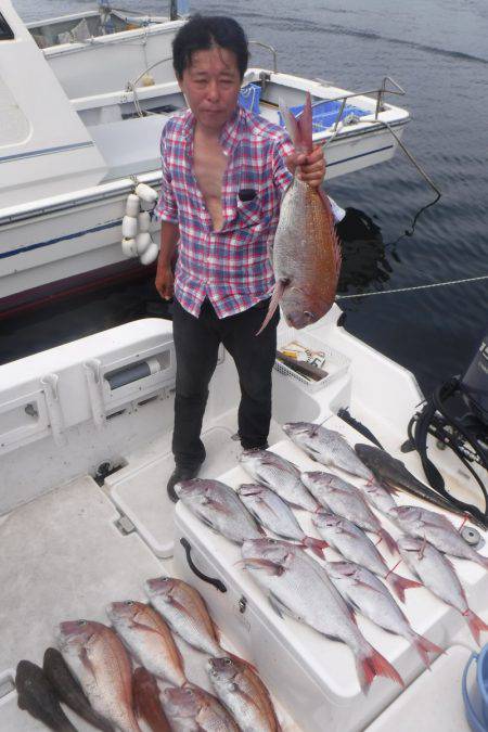 JDI Racing シールズマリンレジャー 釣果