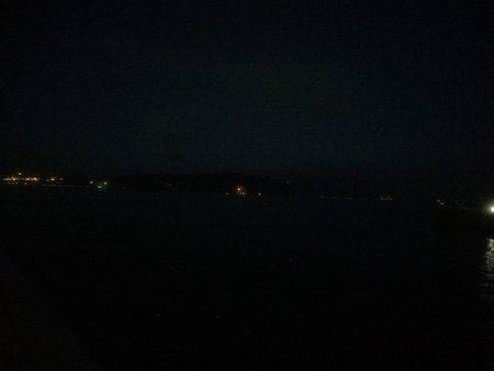 人混み、イカ空き