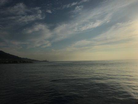 朝マヅメルアーフィッシング