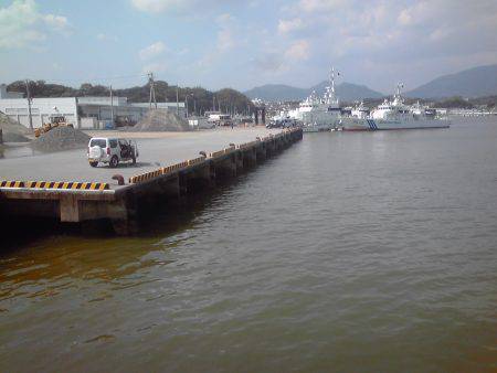 水潮で豆アジ0、ボラ２匹等