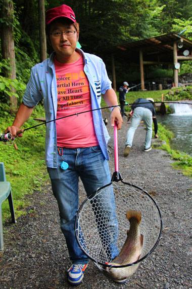 小菅トラウトガーデン 釣果