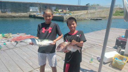 由良海上釣り堀 海人 釣果