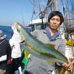 真祐丸 (しんゆうまる) 釣果