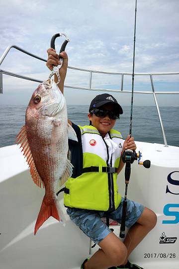 フルコンタクト 釣果