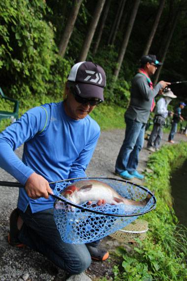 小菅トラウトガーデン 釣果