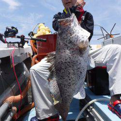 オーシャンパイオニア 釣果