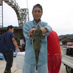 真祐丸 (しんゆうまる) 釣果