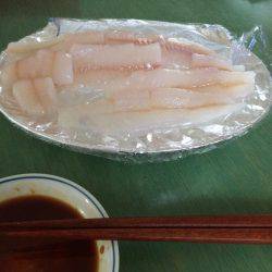 浜から投げキス