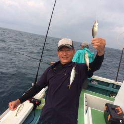 丸万釣船 釣果