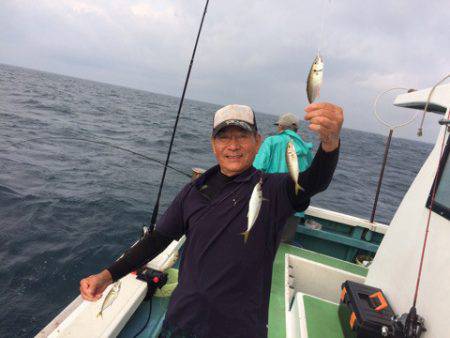 丸万釣船 釣果