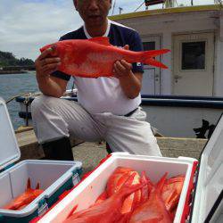 晃山丸 釣果
